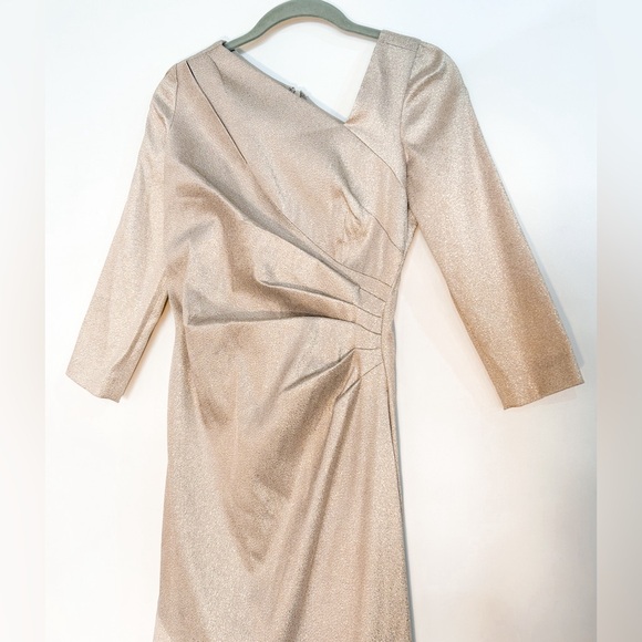 Teri Jon by Rickie Freeman gold metallic gown 3/4 long sleeve formal dress - Picture 5 of 8